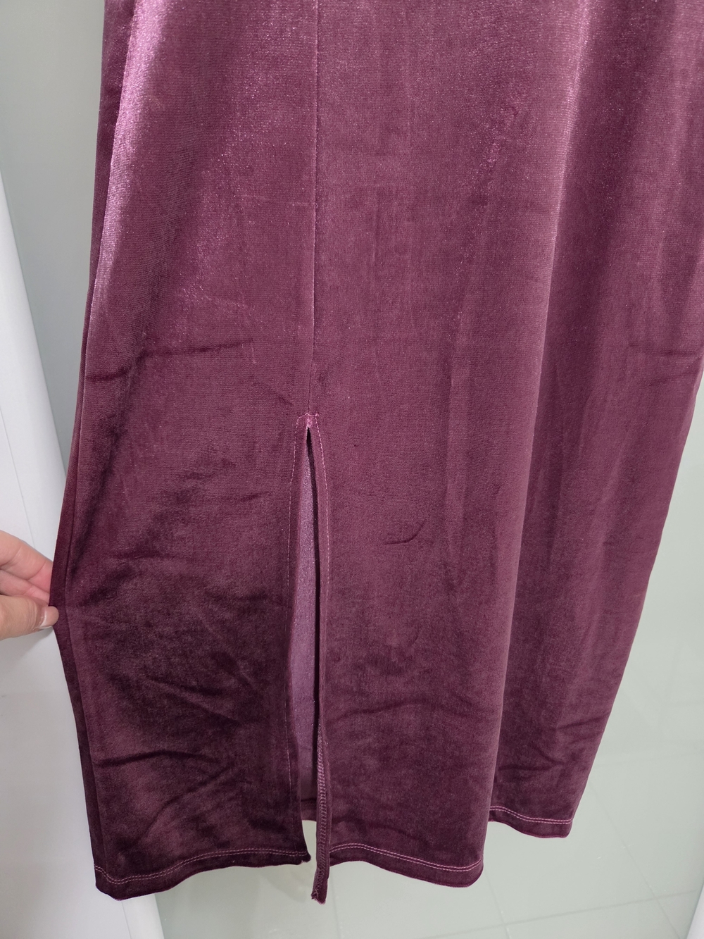 Zara Plum Velvet Midi Dress with Short Sleeves - Picture 6 of 7
